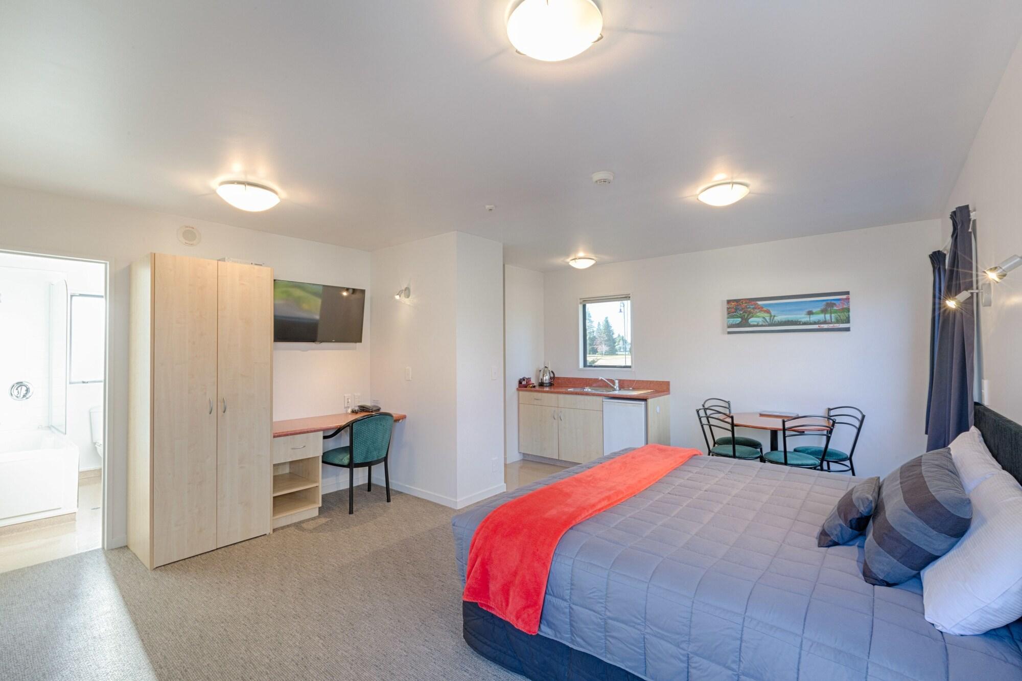 Bella Vista Motel Те-Анау Экстерьер фото