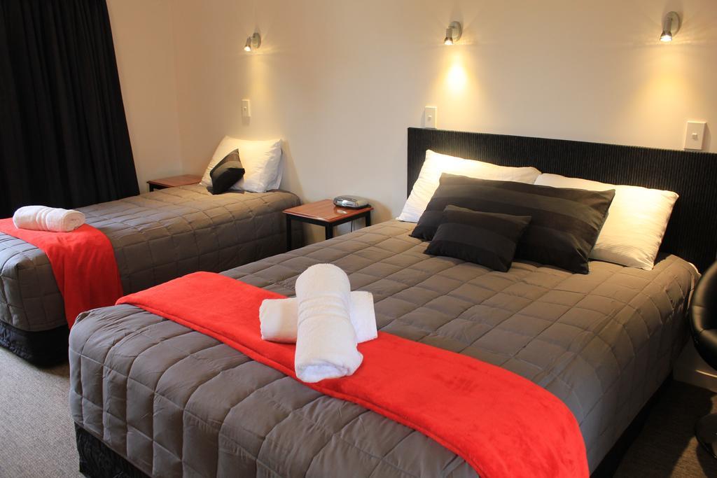 Bella Vista Motel Те-Анау Экстерьер фото